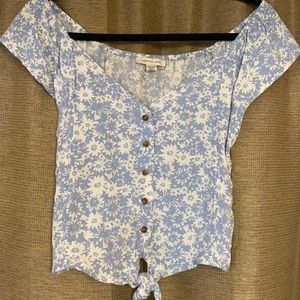 American Eagle Summer floral top